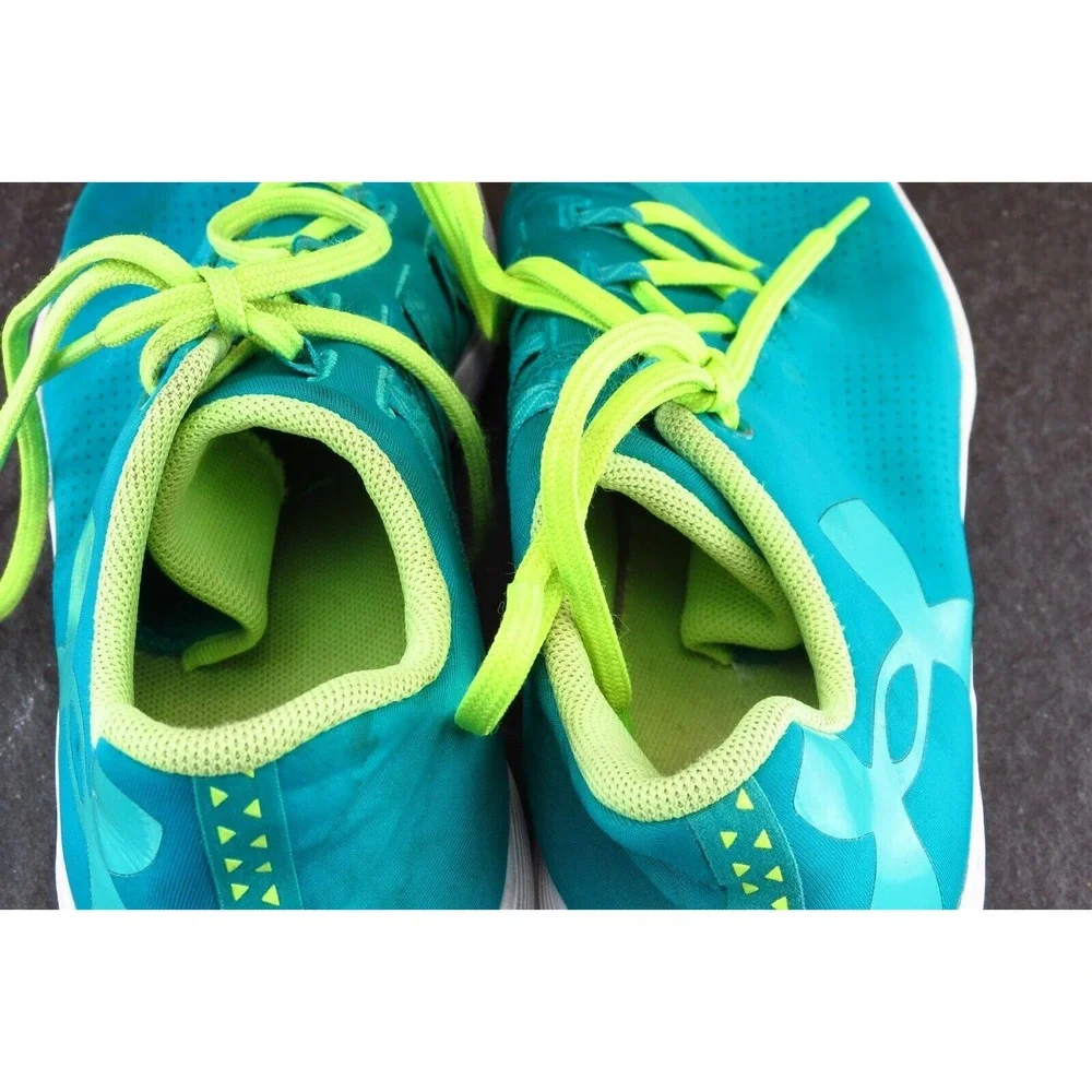 Under Armour welcome shoe
