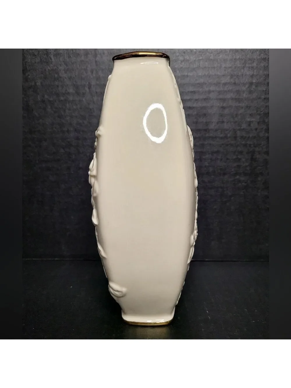 Lenox trim gold