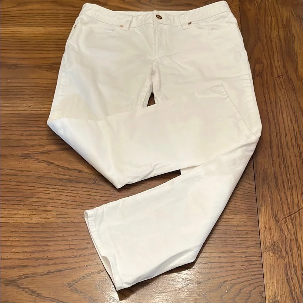 Tory Burch White Cropped Jeans,‎ size 28