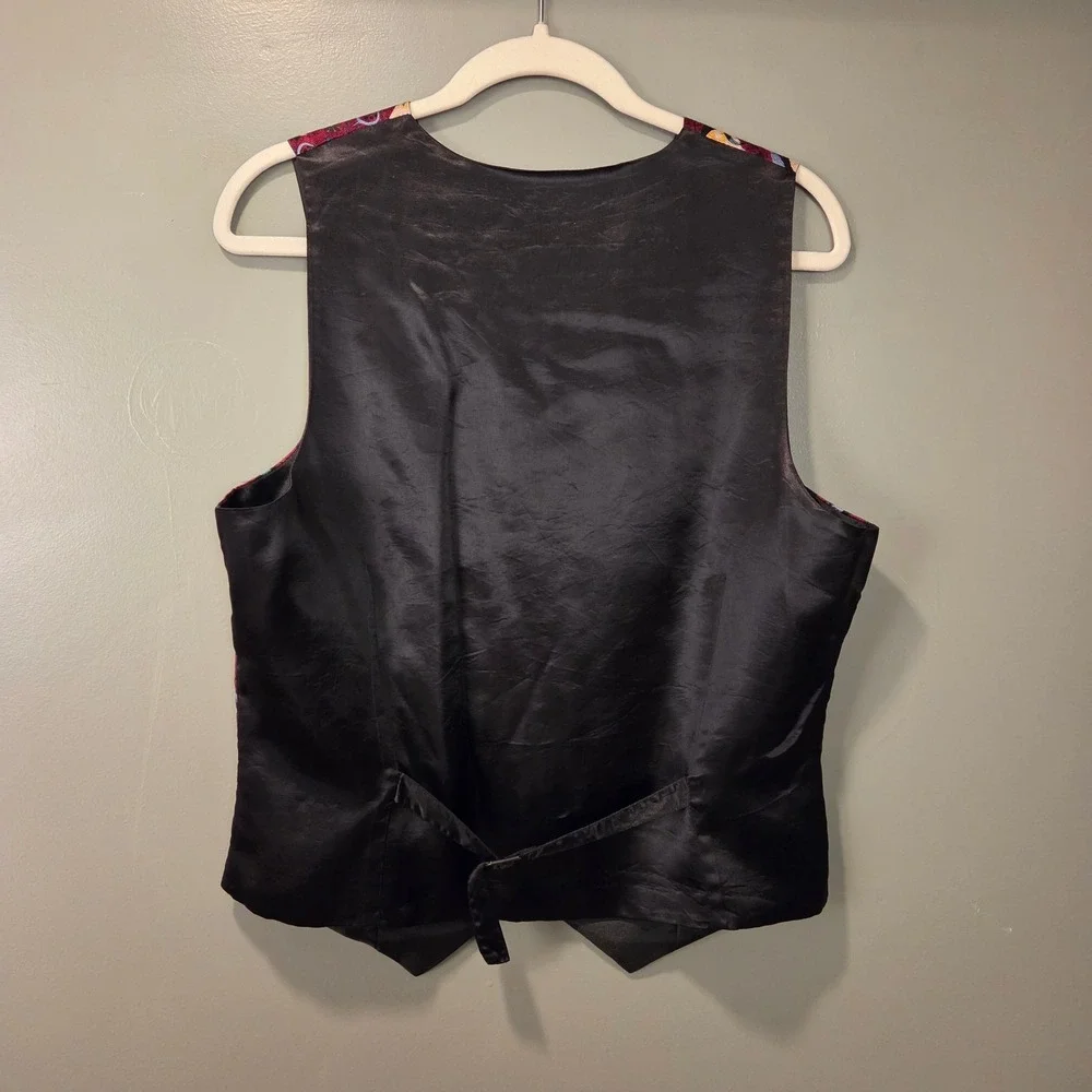 The Museum Company men size