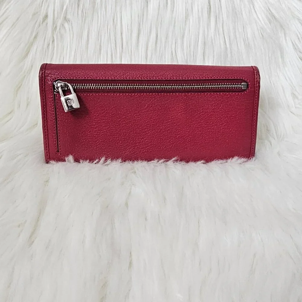 Loewe pebble leather