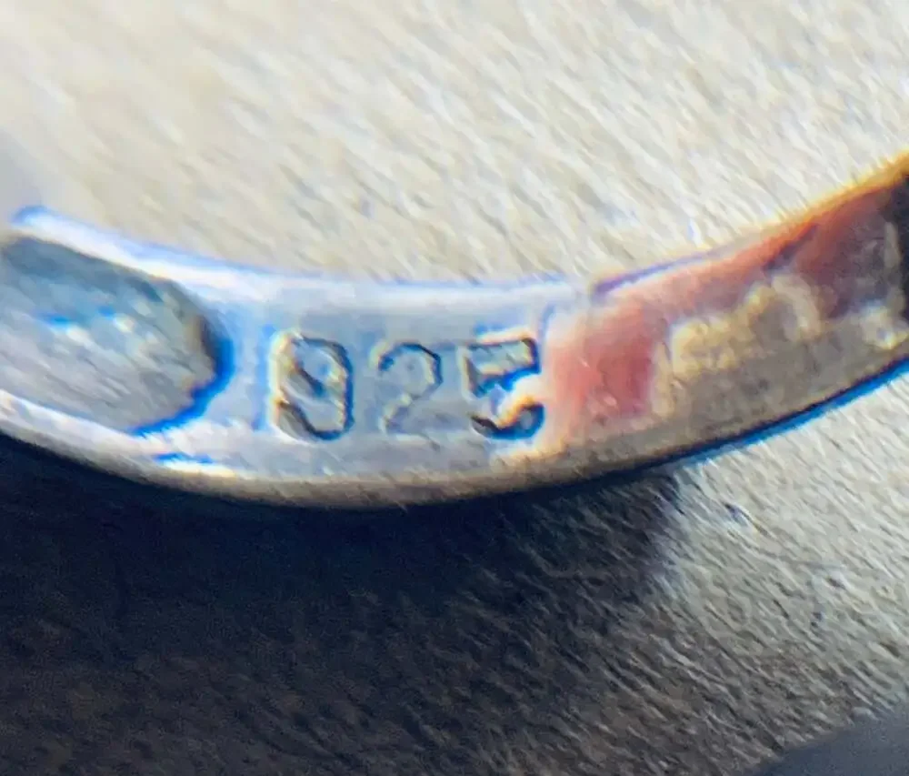 N/A ring says