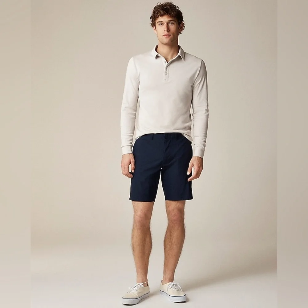 #290-‎ J. Crew Men's Dark Blue Flat Front Shorts