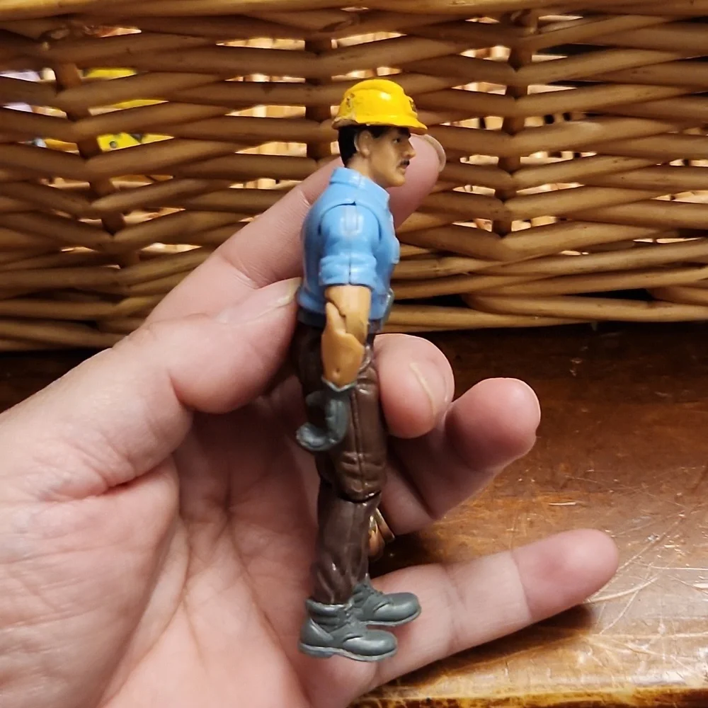 Caterpillar code movable