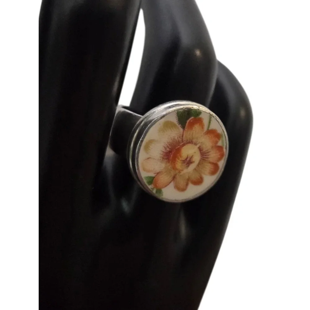 cannot decipher makers mark vintage ring