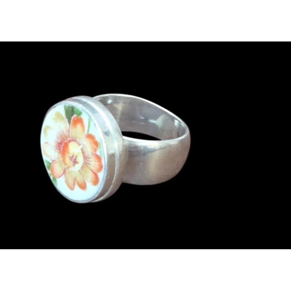 cannot decipher makers mark vintage ring