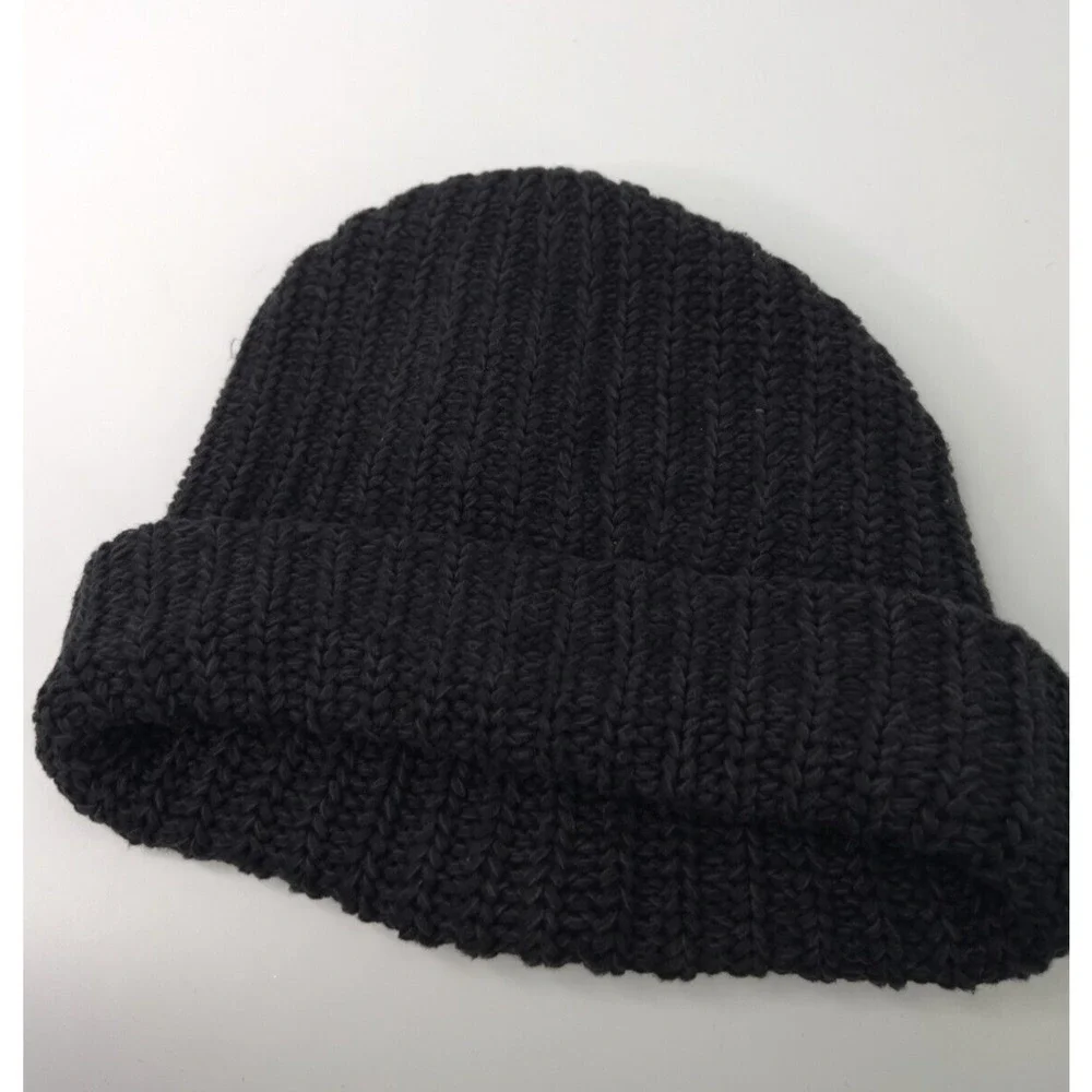 Love Your Melon welcome 100% excellent