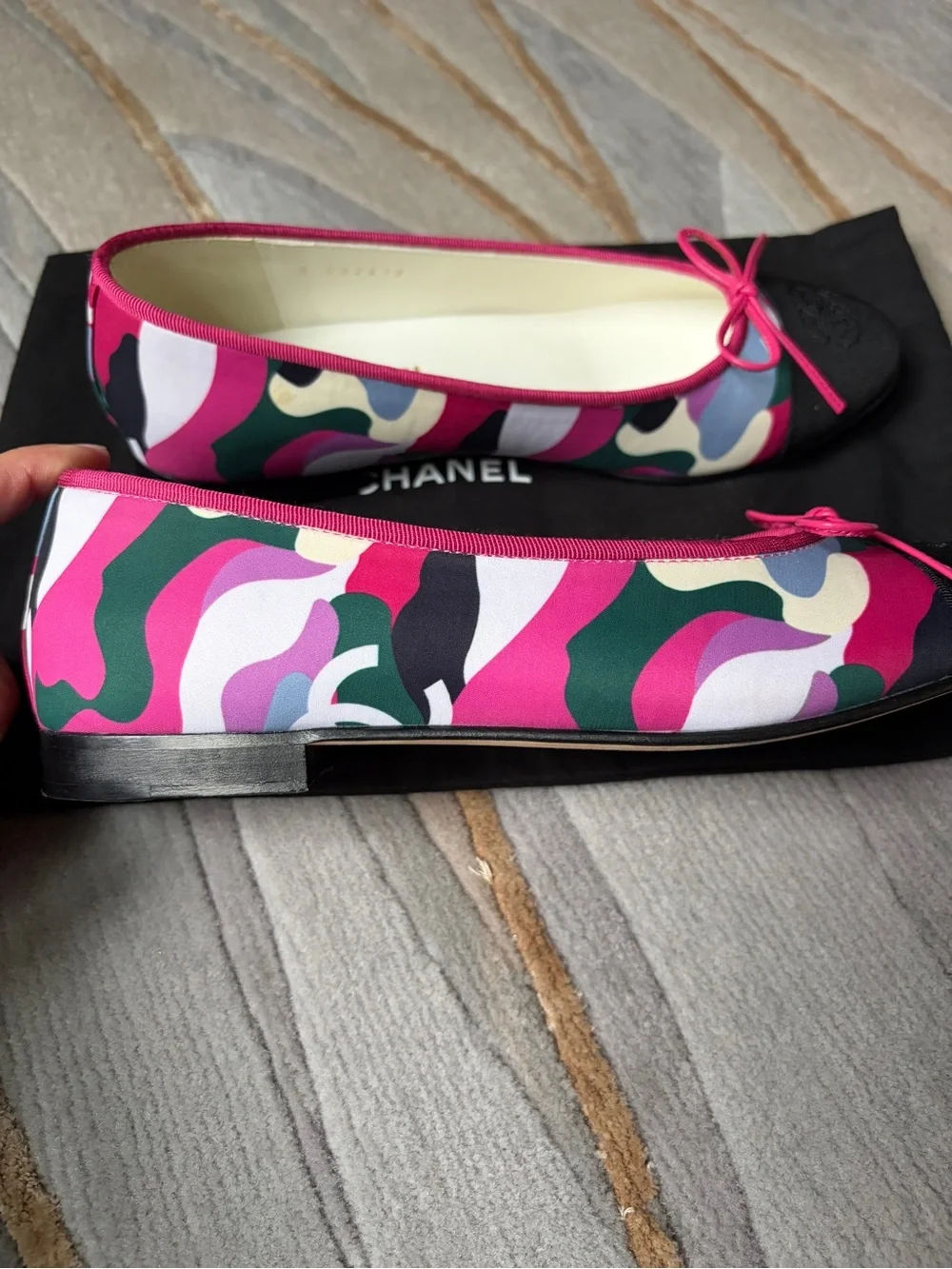 CHANEL ballet flats
