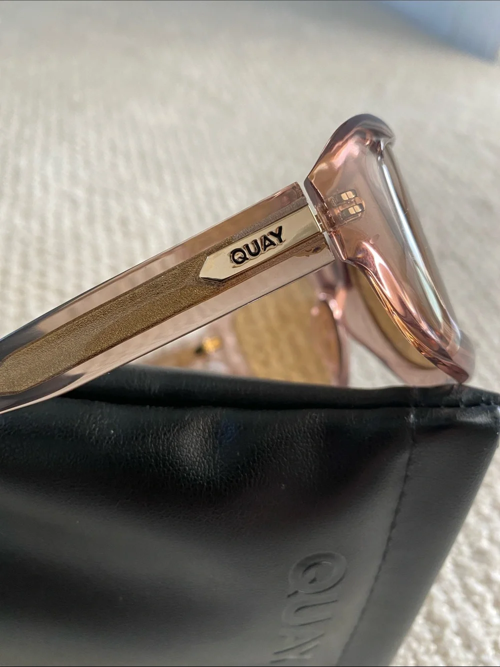 Quay Australia chic oversized