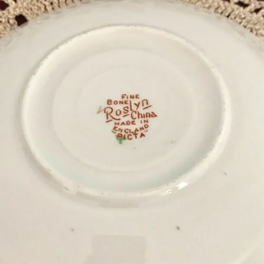 Roslyn Bone China vintage bone