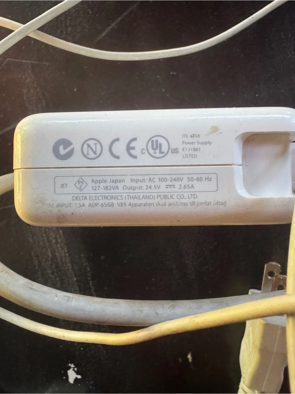 Apple 65W Portable Power Adapter