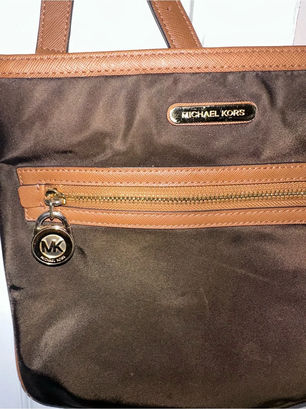 Michael Kors sleek crossbody