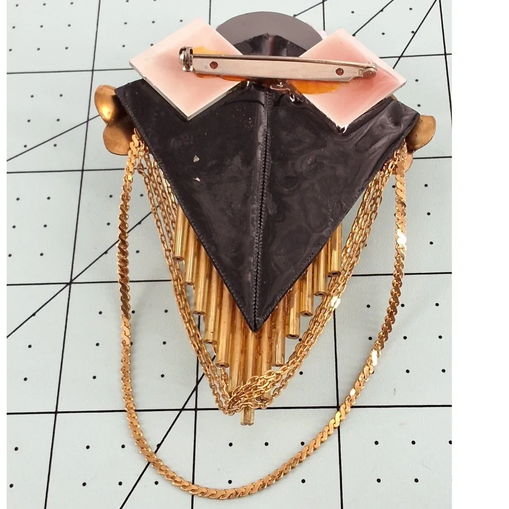 Artisan this striking