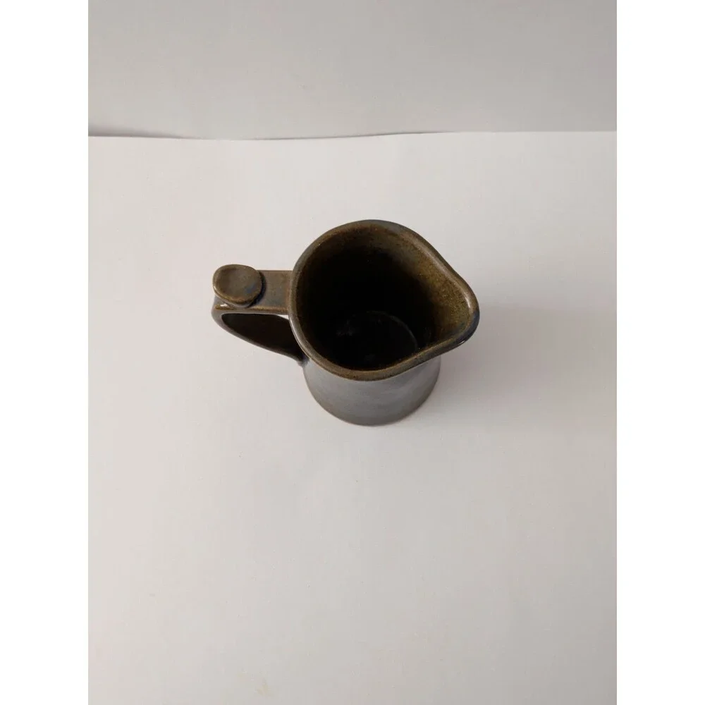 Handmade pottery has