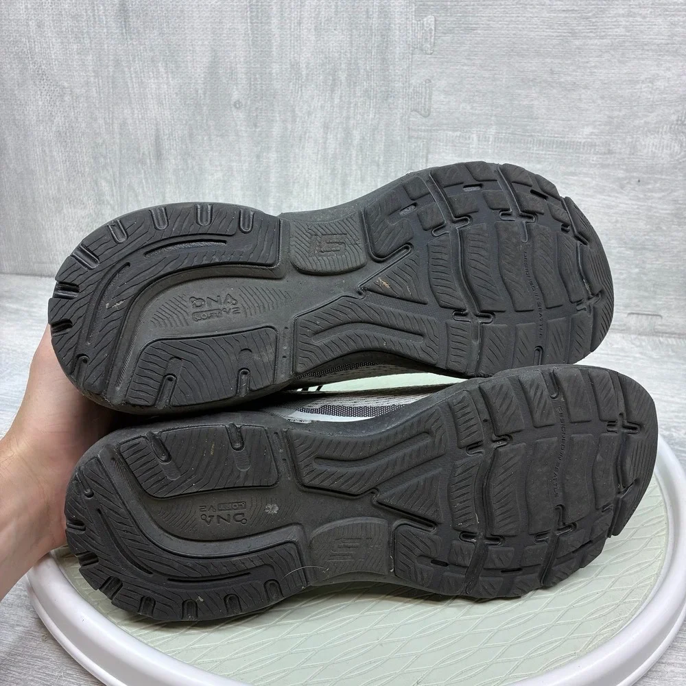 Brooks neutral some men