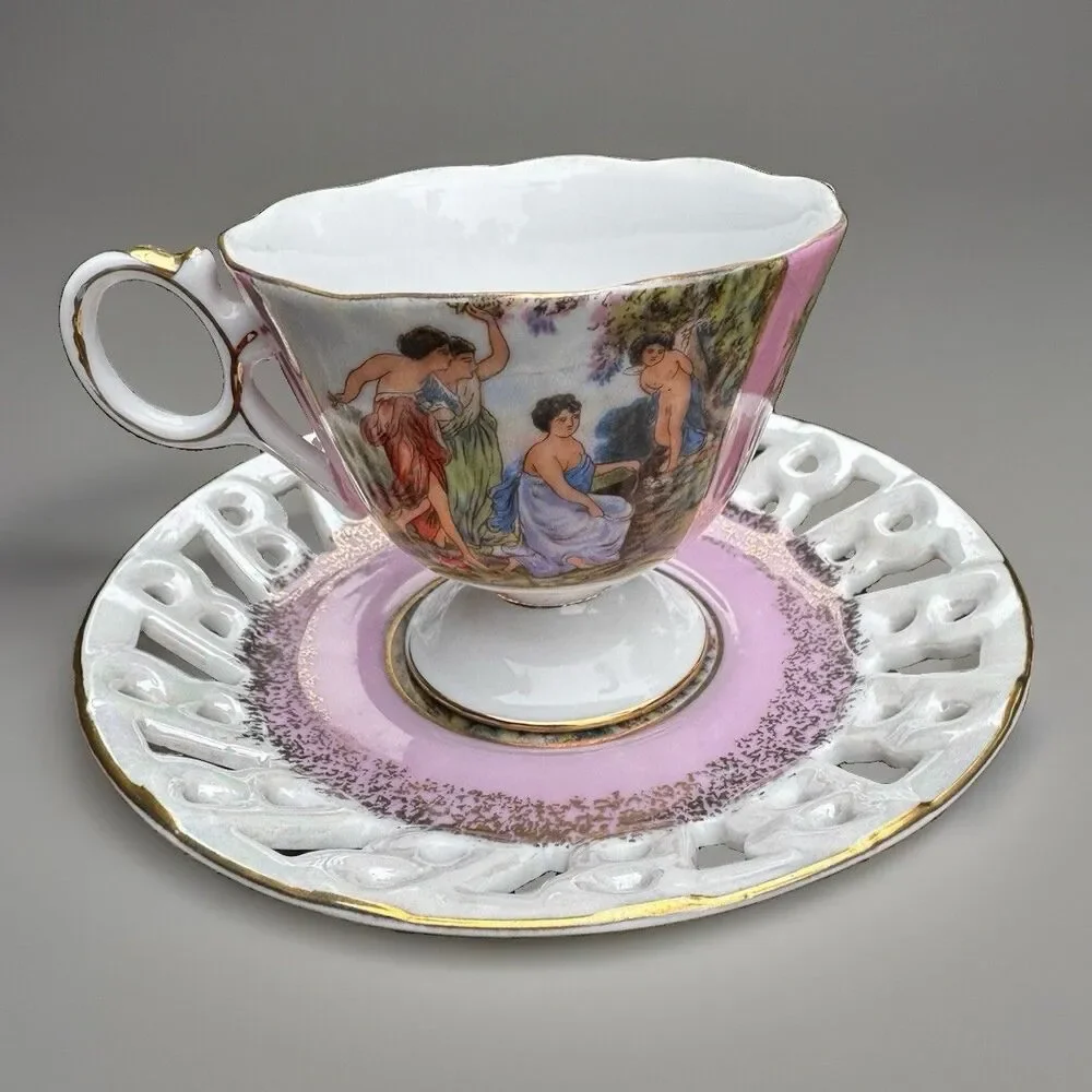 Royal Halsey border preserved pierced
