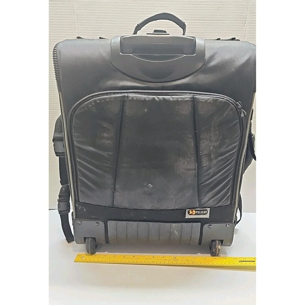 Pelican rolling camera