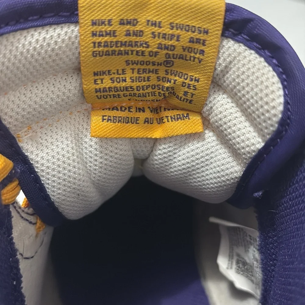 Nike excellent minor