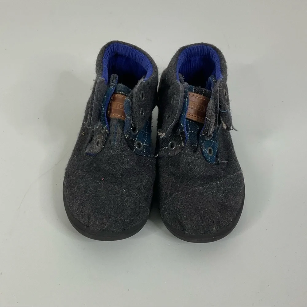 Toms gray toddler