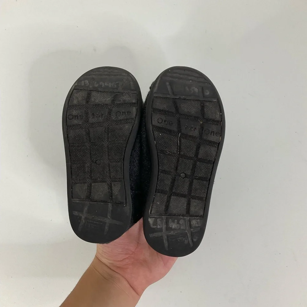 Toms gray toddler