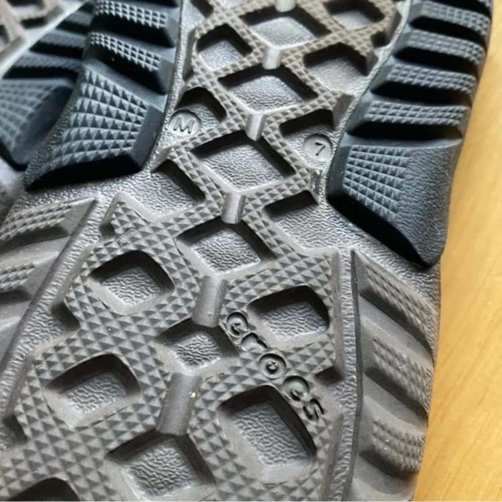 CROCS shoes mens
