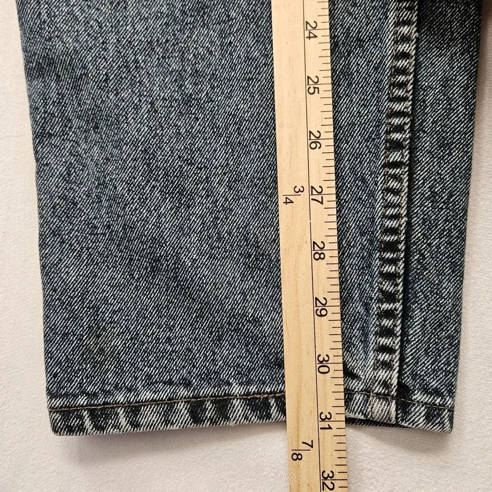 Levis size tag