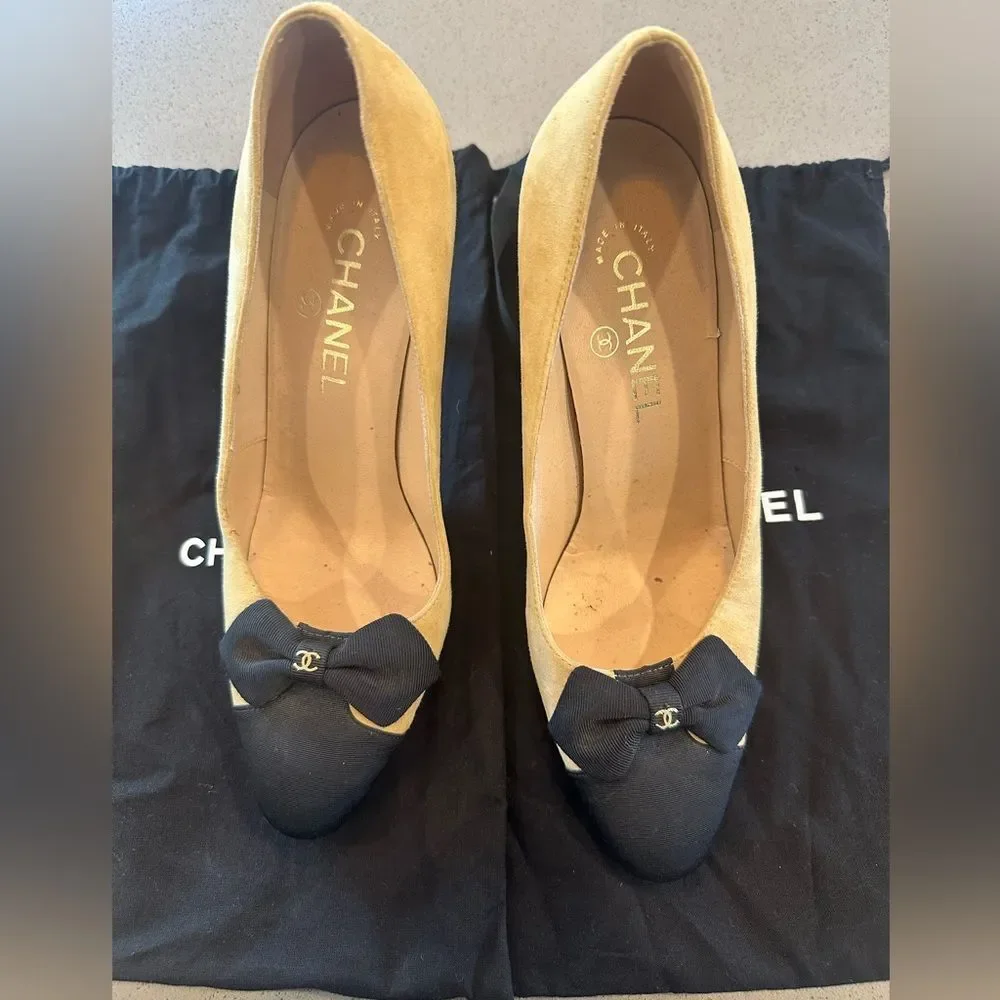 CHANEL authentic pair