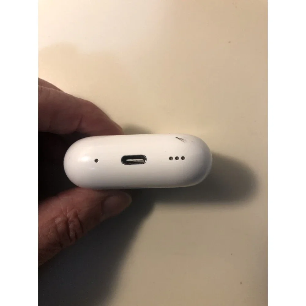 Apple‎ AirPods Pro with MagSafe Wireless Charging Case - White