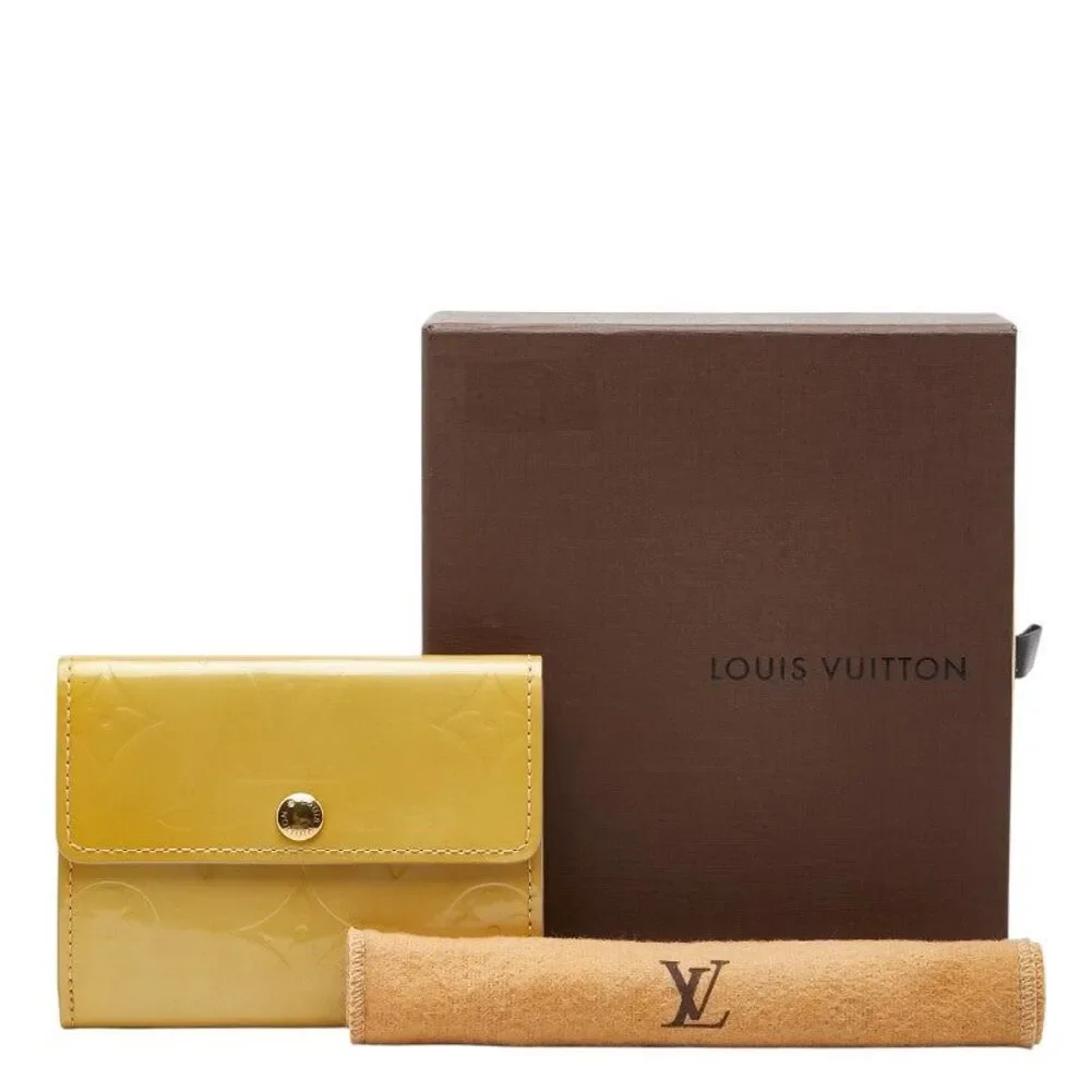 LOUIS VUITTON delivery duty