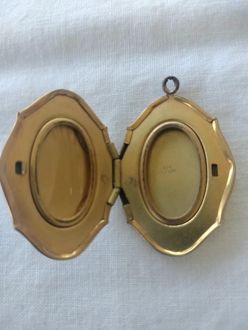 Hayward mh scrollwork gold