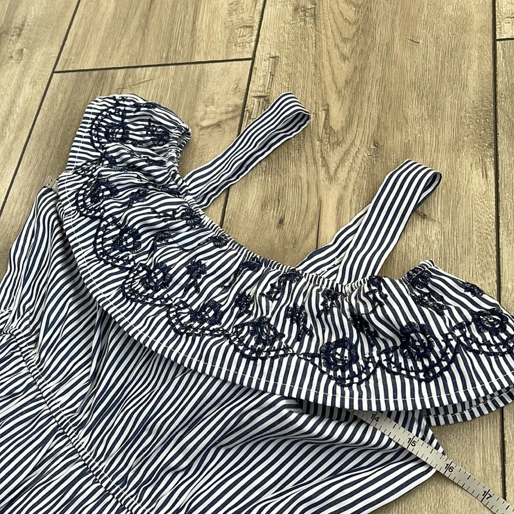 Girls gorgeous dress