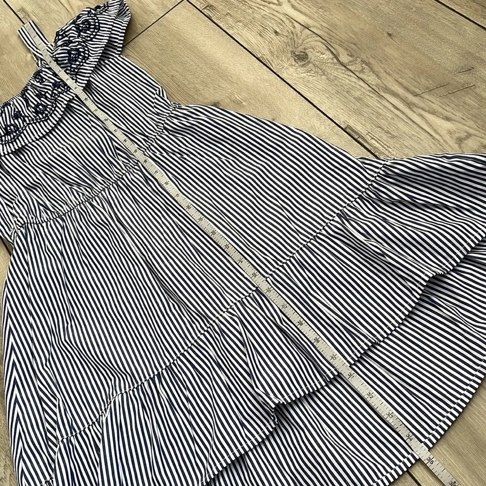 Girls gorgeous dress
