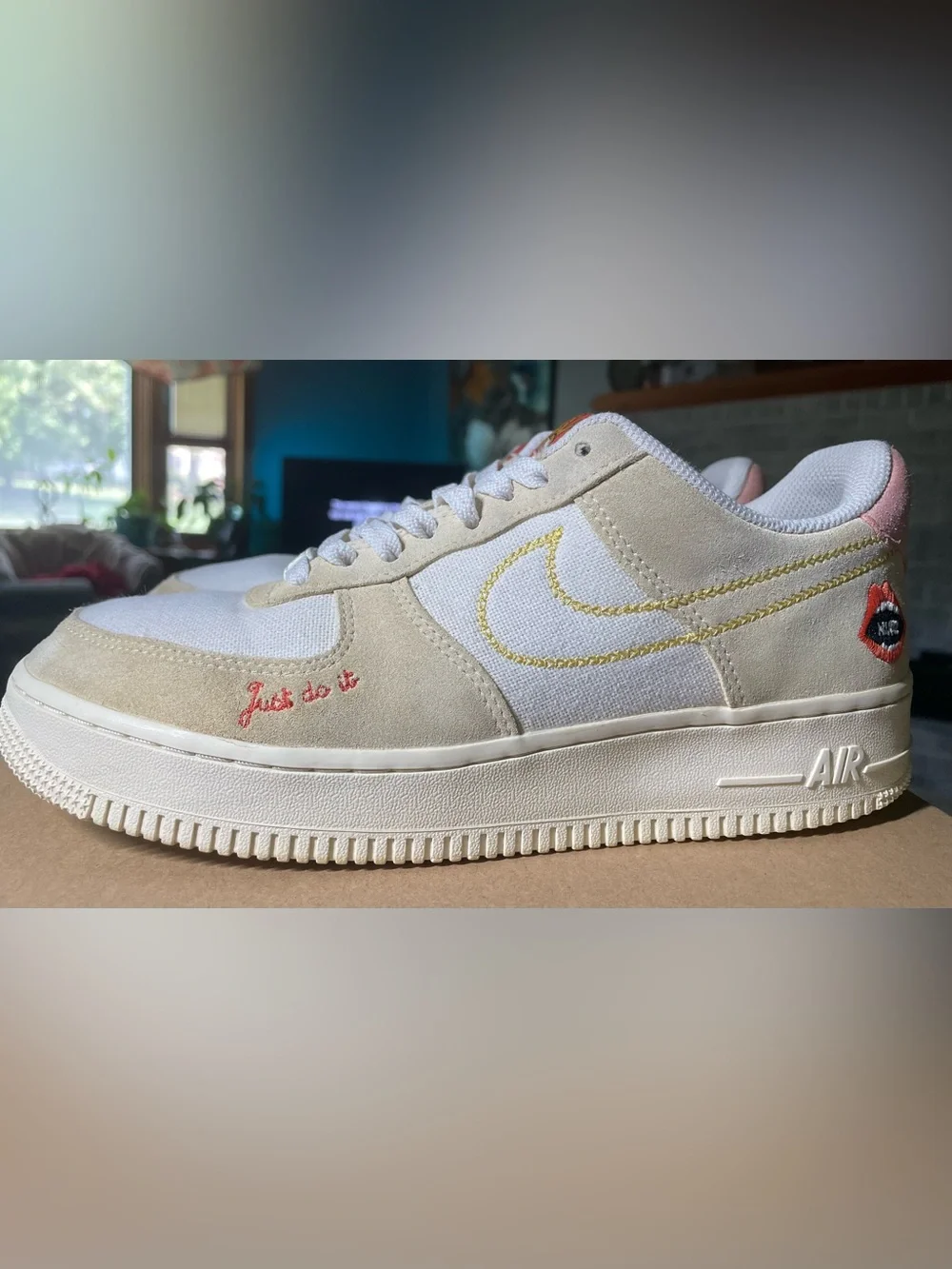 Nike stylish beige