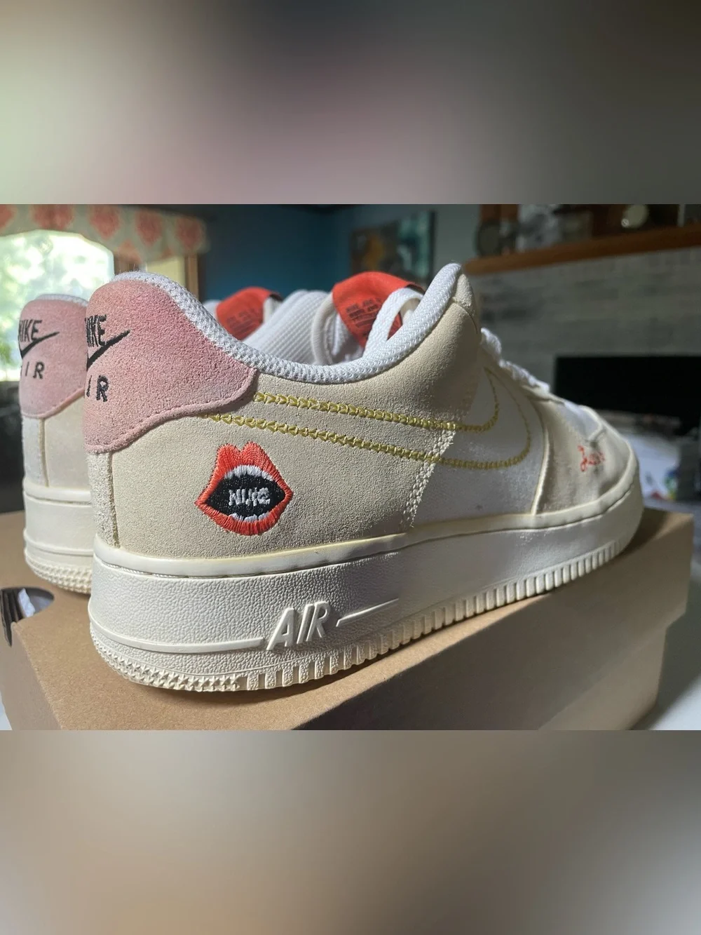 Nike stylish beige