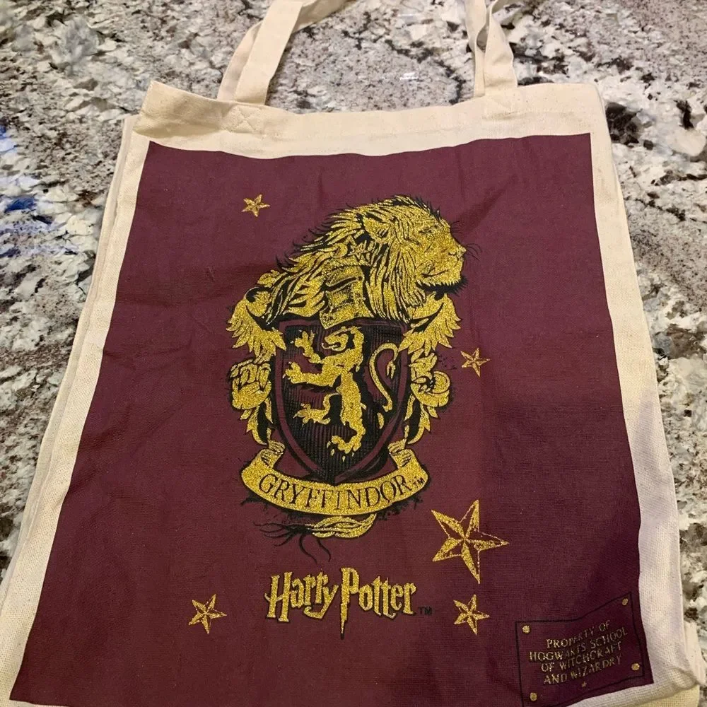 Warner Bros. nwot harry