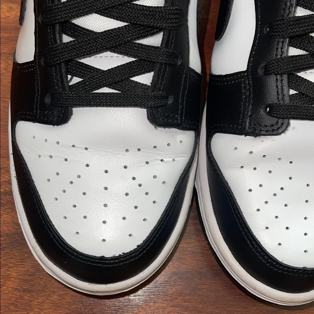 Nike classic low