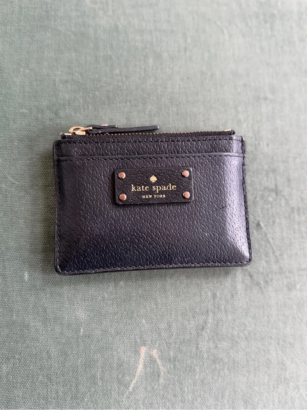 kate spade Black Pebbled Leather Zip Card Holder with Gold Plaque