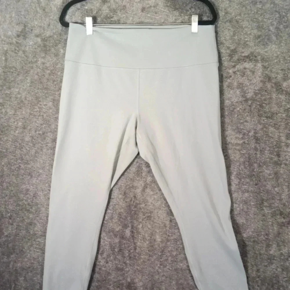 lululemon athletica wunder train