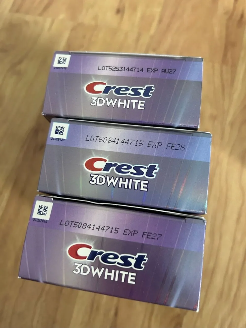 No Brand bundle toothpaste