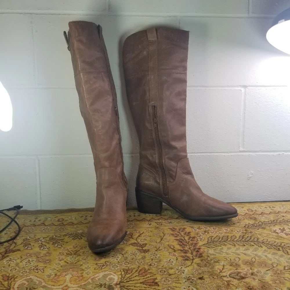 Vince Camuto vince camuto