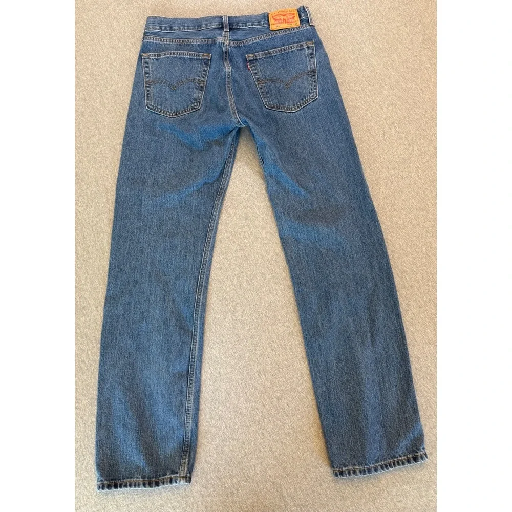 Levis 505 Regular Fit Straight Leg Jeans Mens 36x34 Medium Wash Blue Denim