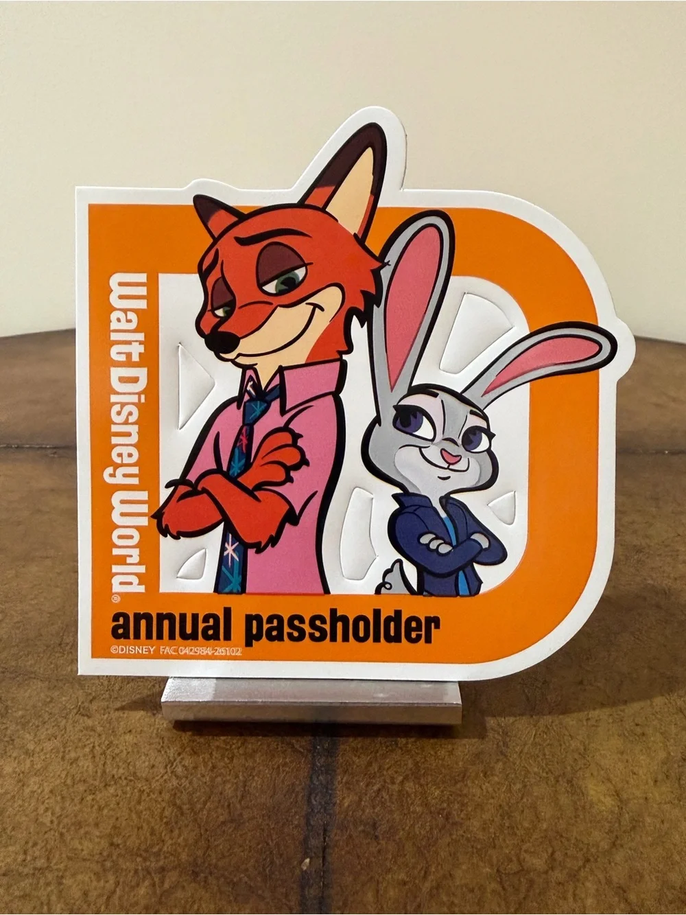New 2026 Authentic Disney World Annual Passholder Zootopia Nick & Judy Magnet