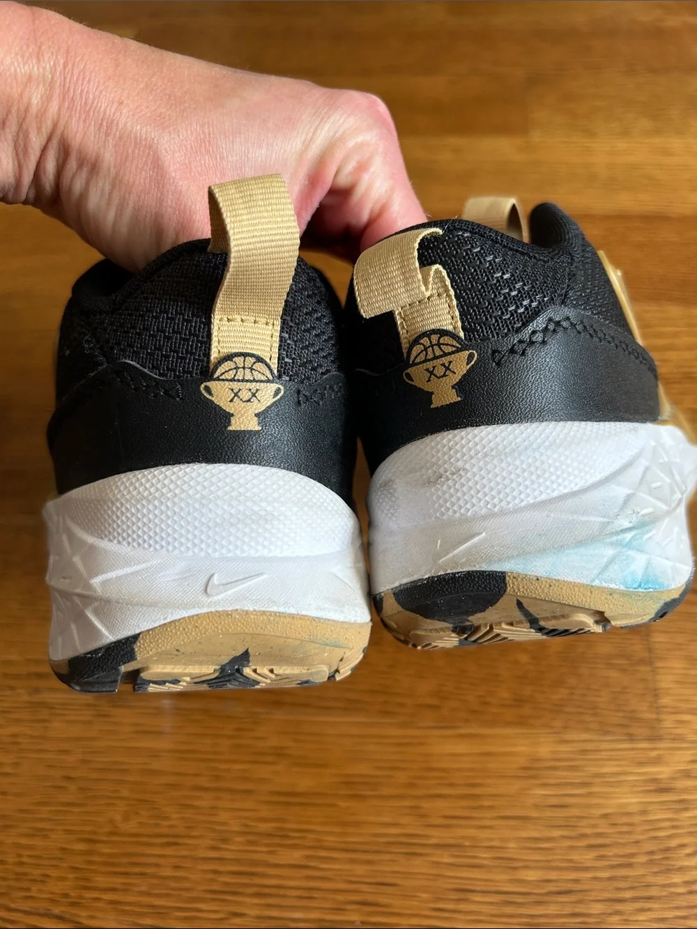 Nike size light