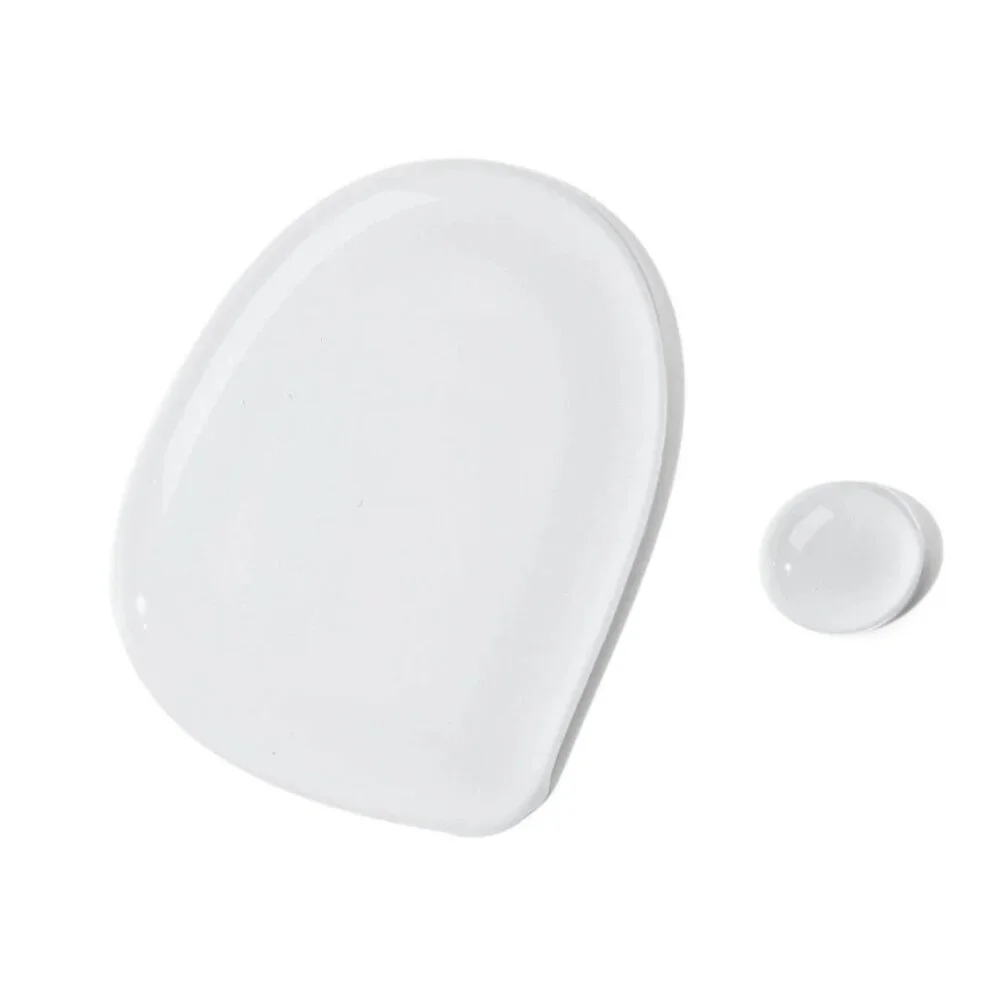 GLOSSIER waterweight niacinamide