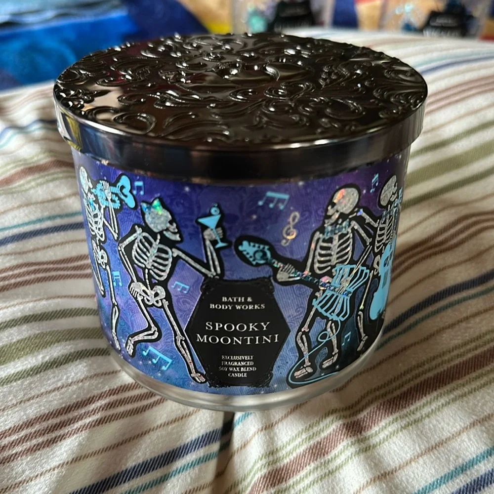 Bath & Body Works bath body