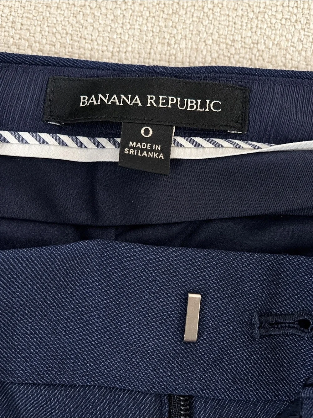 Banana Republic angled size works