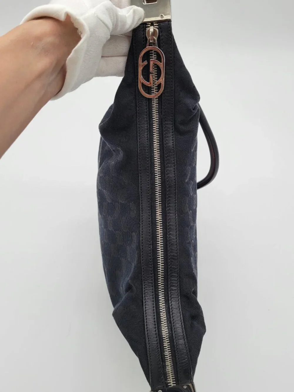 Gucci classic gg