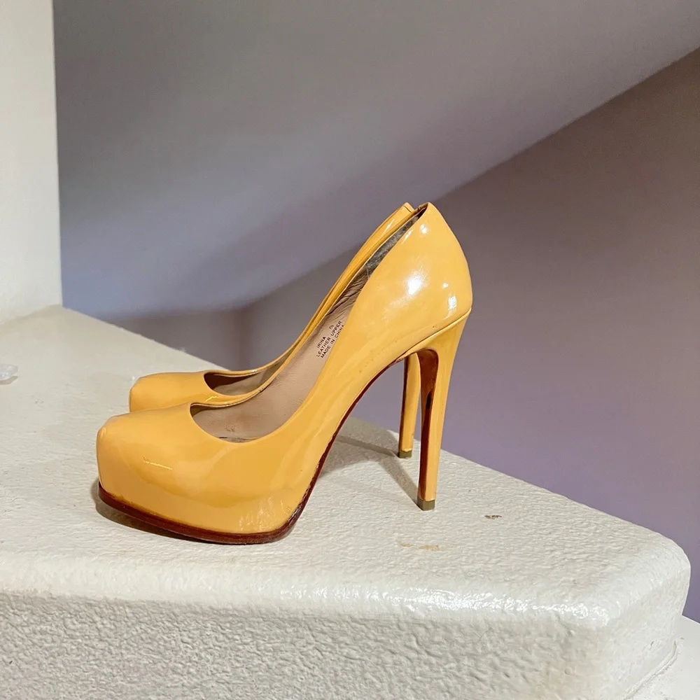 POUR LA VICTOIRE GENUINE PATENT‎ LEATHER Nude Irina Platform Pump Shoes 7.5