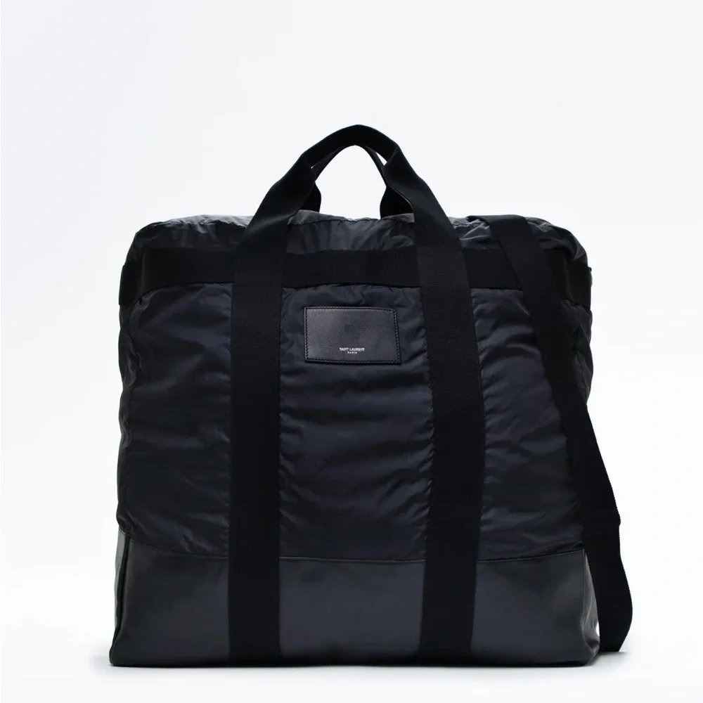 Saint Laurent 10 comes