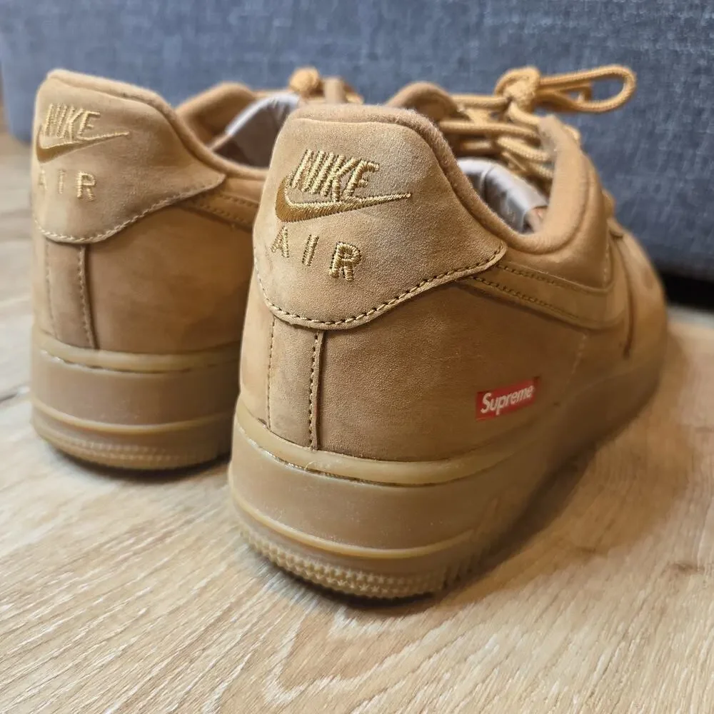 Nike supreme air